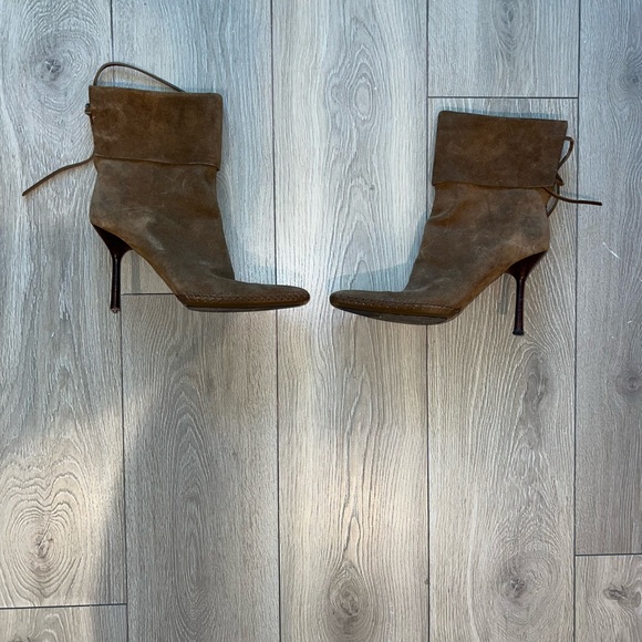 Gucci Pointed Toe Heeled Boots - Picture 3 of 7